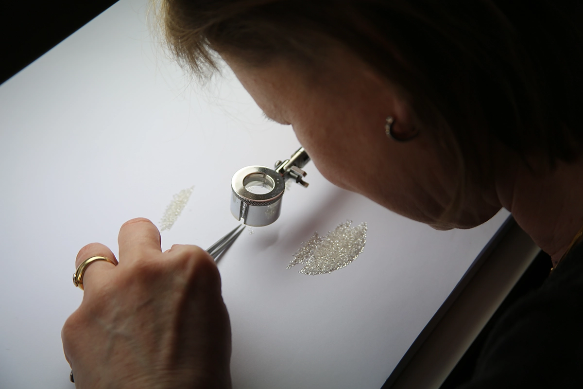 Understanding the Difference: Natural Melee Diamonds vs. Lab-Grown Melee Diamonds